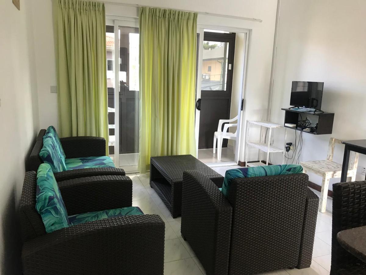 Royale Self Catering Apartments Anse Royale Exterior foto